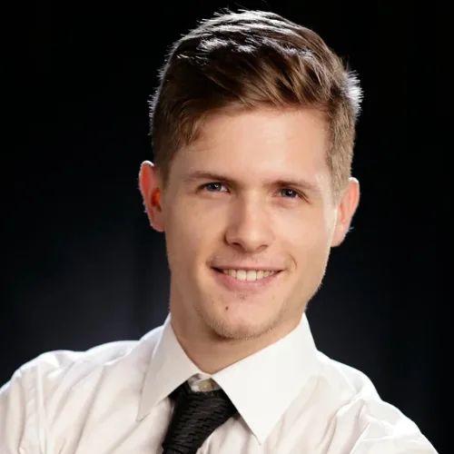 Dr. Vitor Arienzo